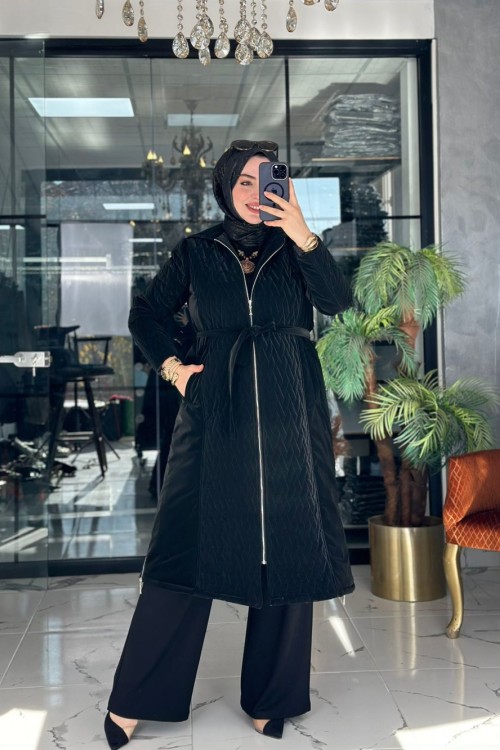 Almina Mont Siyah