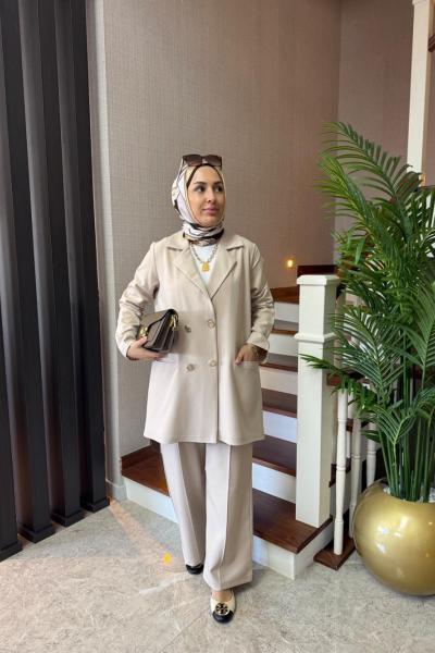 Gold Düğmeli Ceket Takım Bej