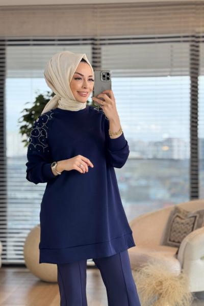 10616 Omzu Çiçek Detaylı Tunik Lacivert