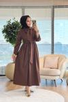 1508 Önü Uzun Kuşaklı Elbise Kahve