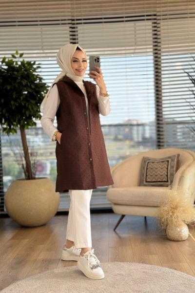 16-1098 Çiçek Kapitone Desen Çıtçıtlı Yelek Kahve