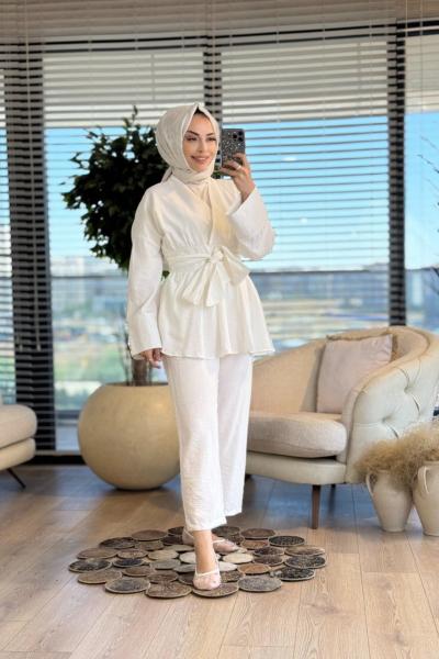 22740 Beli Kuşaklı Kruvaze Takım Ekru