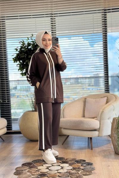22787 Ön Kol Ve Pantolon Yanı Şeritli Takım Kahve