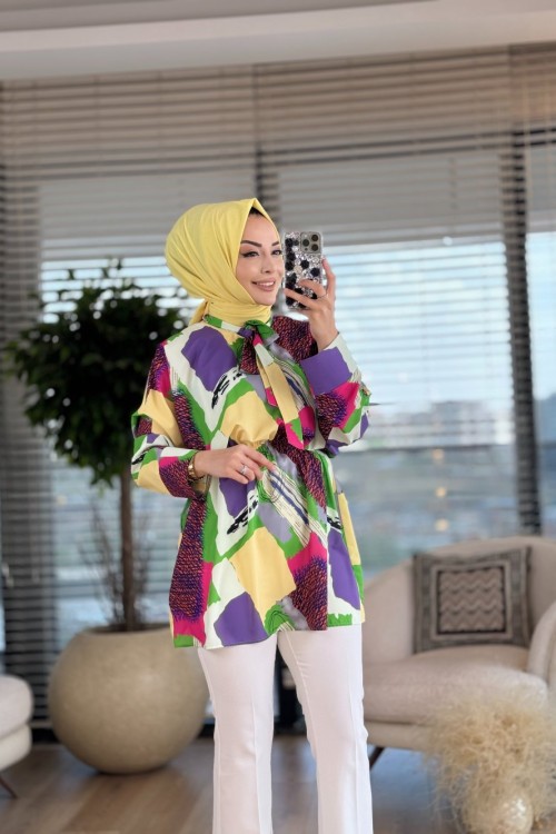23071 Desenli Yaka Bağcıklı Tunik Yeşil