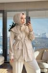 24368 Omuzu Yaka Parçalı Fermuarlı Kap Bej