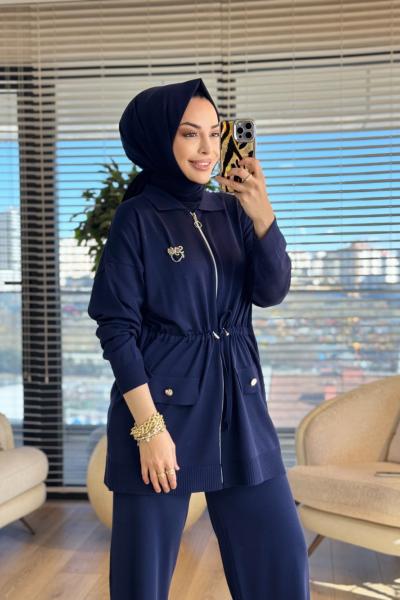 25200 Spor Fermuarlı Broşlu Triko Takım Lacivert