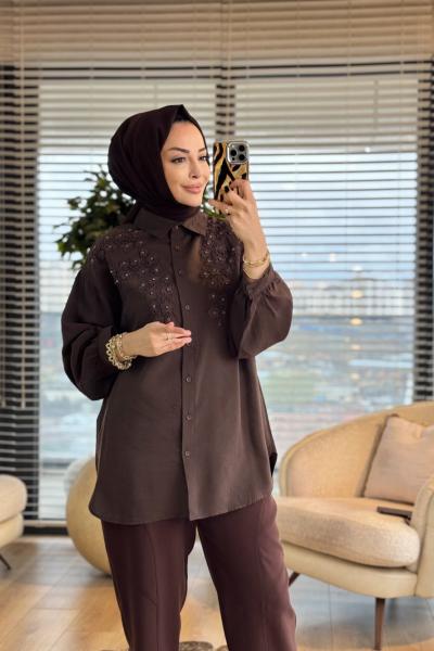 260141 Şık Aplikeli Gömlek Kahve
