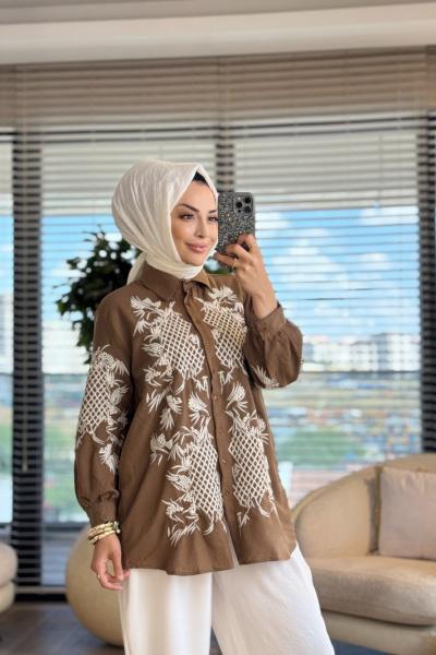 33371 Ön Kol Hasır Nakışlı Gömlek Kahve