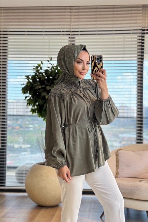 3356 Omzu Nakış Detaylı Gömlek Çağla