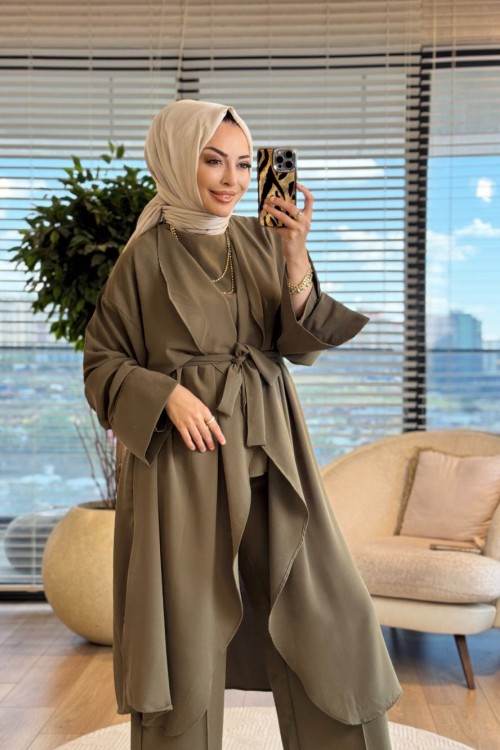 3429 Kuşaklı Uzun Dökümlü Üçlü Takım Haki
