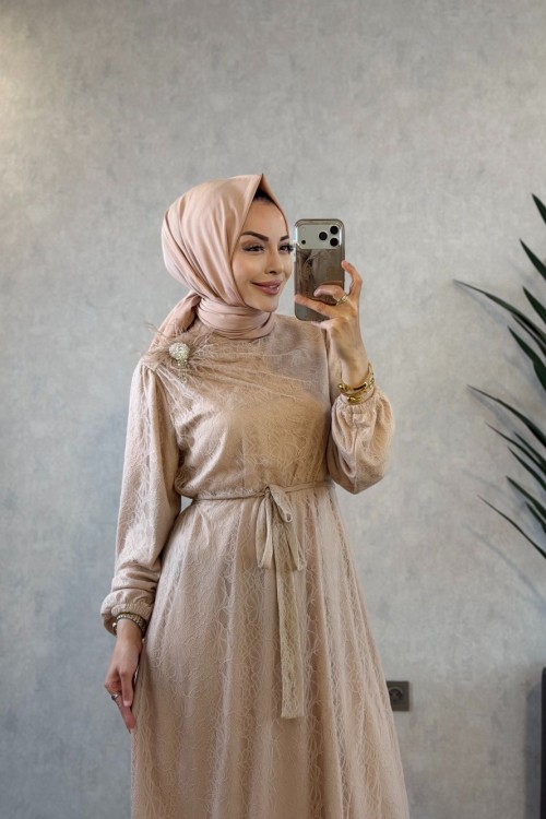 3736 Valentina Elbise Bej
