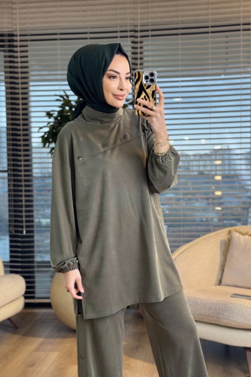 4907 Robası Parça Üstü Çıtçıt Detaylı Takım Haki