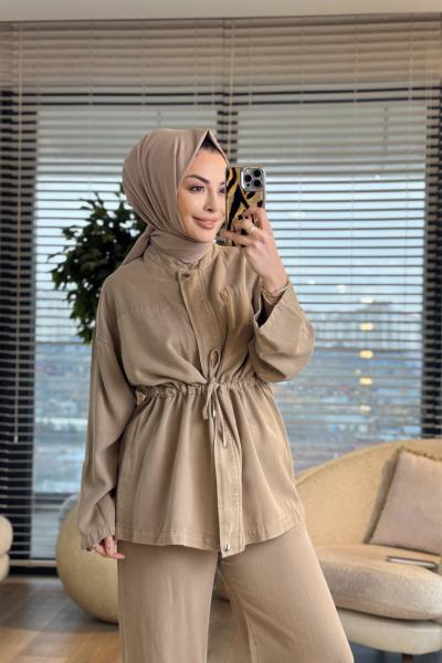 7498 Kot Ön Parça Dikiş Detay Bağcıklı Takım Vizon