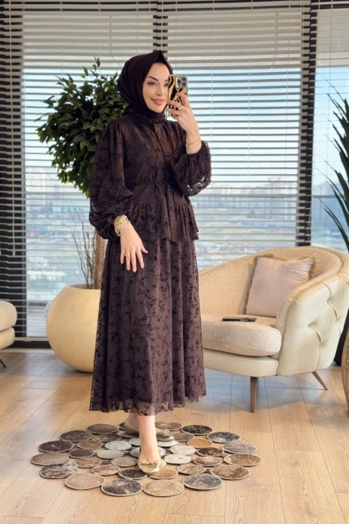 825 Şifon Üstü Kadife Kabartmalı Takım Kahve