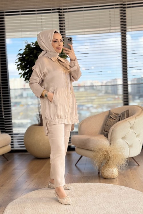 8504 Ön Fermuarlı Kol Manşetli Takım Bej