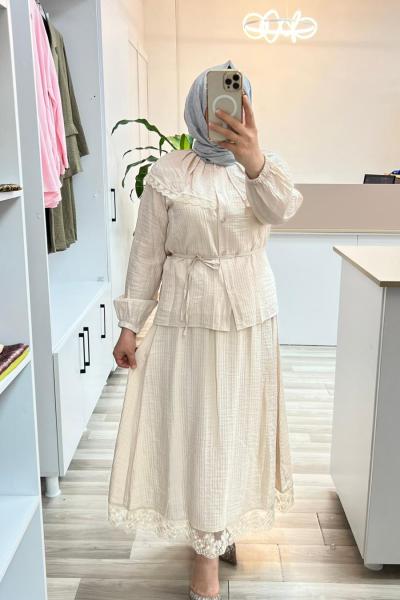 Dantel Detaylı Prenses Etekli Takım-Ekru